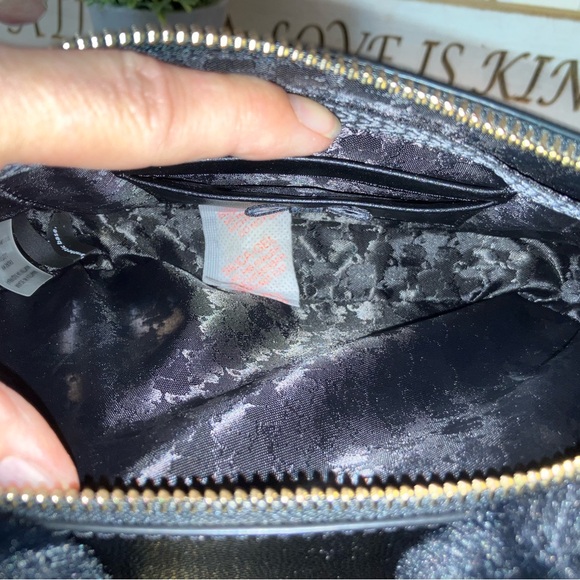 Karl Lagerfeld Paris Simone Crossbody - Picture 14 of 16